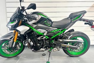 Kawasaki Z900  - Foto 1