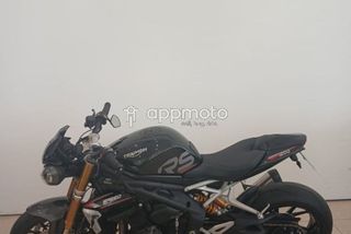 Triumph Speed Triple  - Foto 1