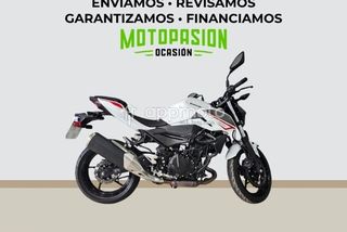 Kawasaki Z 400  - Foto 1