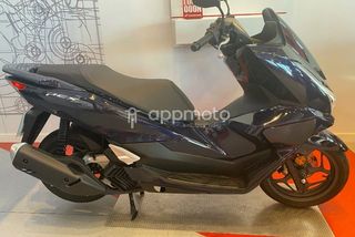Honda Pcx125  - Foto 1
