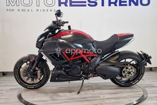 Ducati Diavel Carbon  - Foto 1