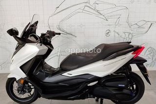 Honda Forza 350  - Foto 1