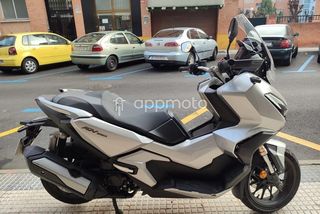 Honda Adv350  - Foto 1