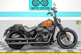 Harley Davidson Street Bob  - Foto 1