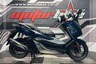 Honda Forza  - Foto 1