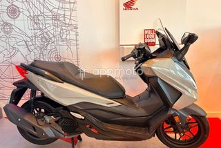 Honda Forza 125  - Foto 1