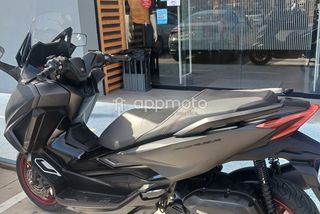 Honda Forza 125  - Foto 1