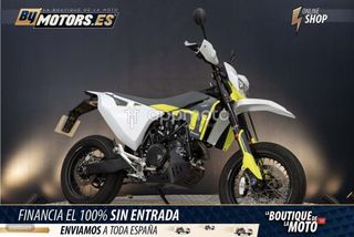 Husqvarna 701 Supermoto  - Foto 1
