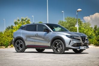 Foto 1 - Alfa Romeo Junior Ibrida Sport Speciale (Gris Arese)