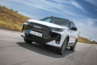 Foto 2 - EBRO s700 PHEV Luxury (Bitono Blanco + Negro)